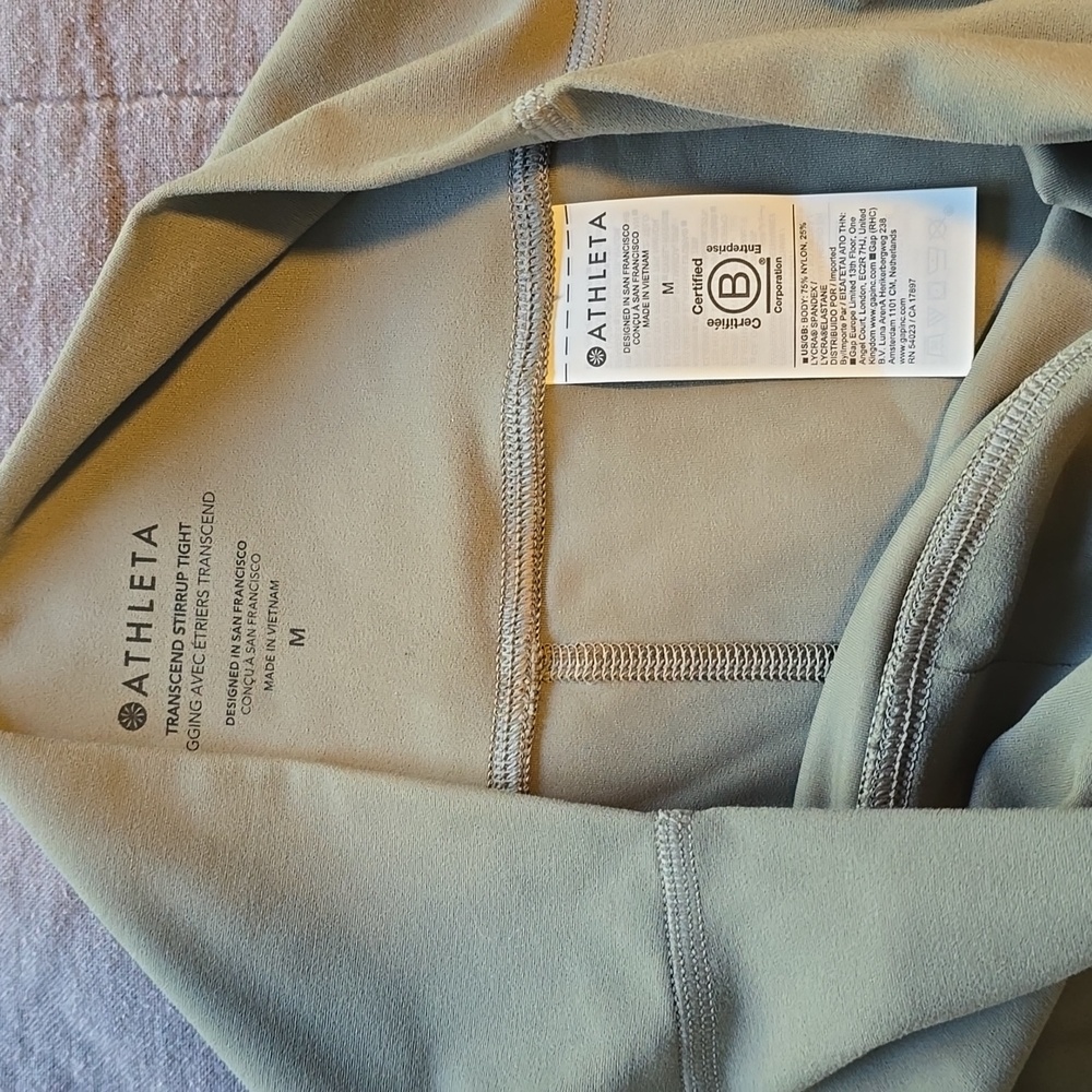 Athleta Transcend Stirrup Tight - Picture 8 of 9